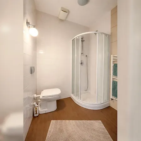 Acqua & Luce * Meina