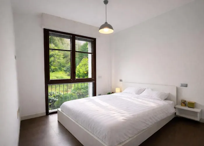 Acqua & Luce * Meina